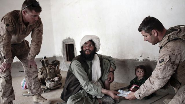 افغان شہری کو امریکہ سے امداد مل رہی