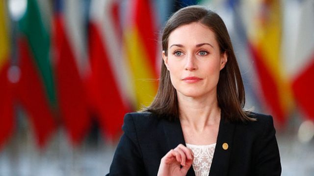 Sanna Marin: Finlandiya Başbakanı Covid temaslıyken gece kulübüne gittiği için özür diledi - BBC News Türkçe