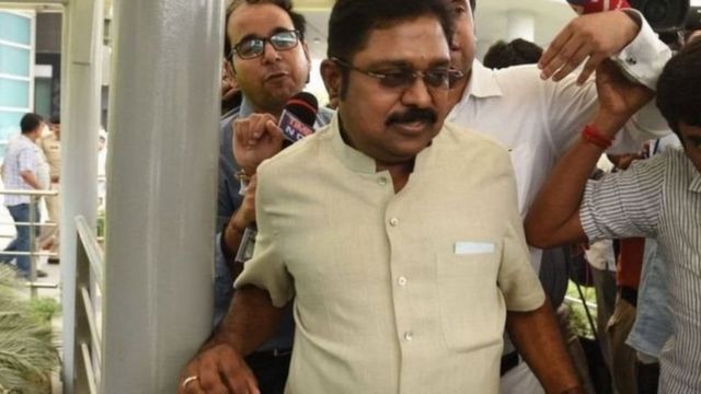 தினகரன்