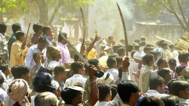 हिंसक भीड़