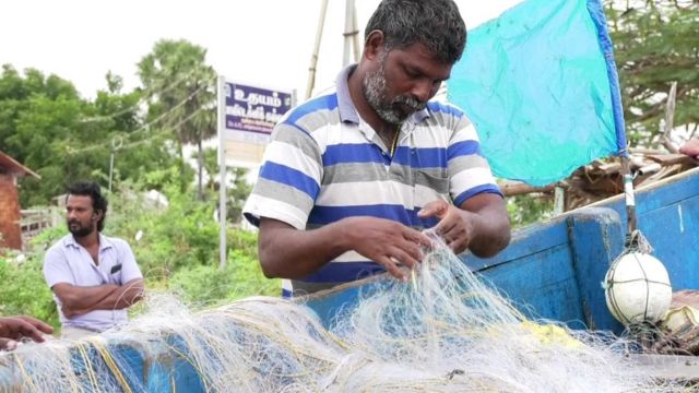 நாட்டுப் படகு மீனவர்கள் பிரச்னை