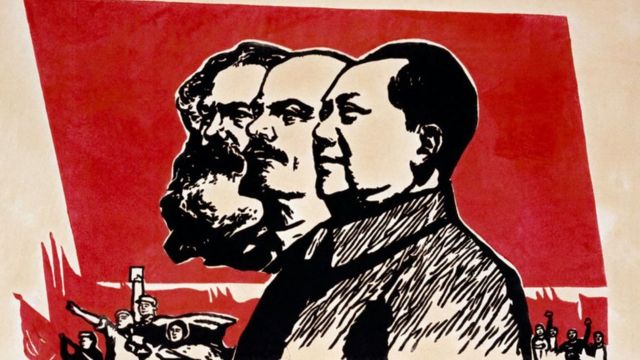 Cartaz com Marx, Lênin e Mao