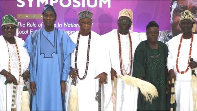 Awọn ọba nipinlẹ Eko pẹlu igbakeji gomina nipinlẹ Eko