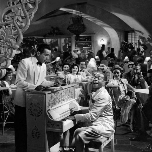 Las inesperadas lecciones que la película Casablanca puede enseñarnos sobre la actual crisis de refugiados - BBC News Mundo
