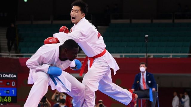 東京五輪】 空手男子、荒賀が銅 組手で日本勢初のメダル - BBCニュース