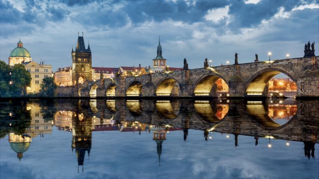 El puente de Carlos, Praga