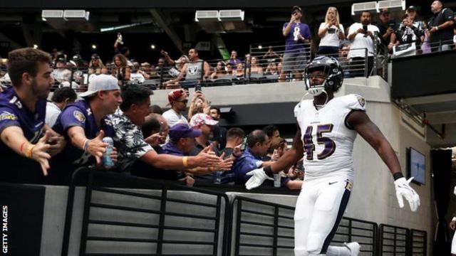 Jaylon Ferguson: Baltimore Ravens linebacker dies aged 26 - BBC Sport