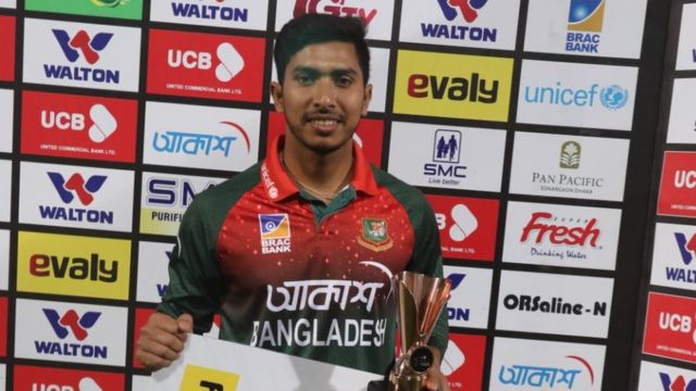 জিম্বাবুয়ের সাথে প্রথম টি টোয়েন্টি ম্যাচে ম্যাচ সেরা হওয়ার পর সৌম্য সরকার