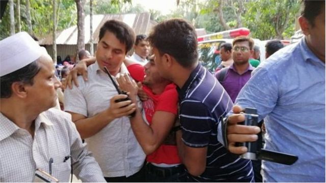 नुसरत जहाँच्या अंत्यसंस्कारावेळी तिचा शोकमग्न भाऊ