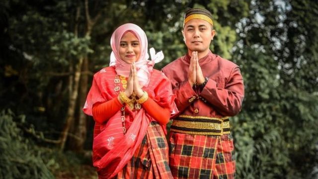 شعب البوغيس هم مجموعة عرقية شديدة التأثير وتتمتع بأهمية كبيبرة في إندونيسيا