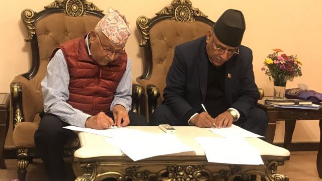 एमाले-माओवादी एकता सहमतिमा हस्ताक्षर - BBC News नेपाली