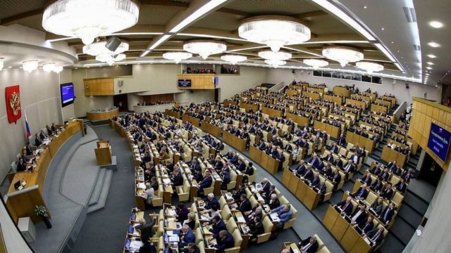 Rusiya Dövlət Dumasının 351 deputatına sanksiya