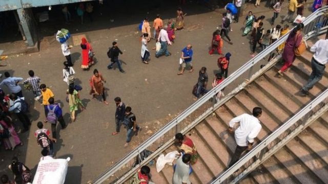 मुंबई में एक रेलवे पुल