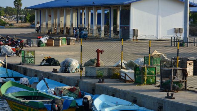 ஒலுவில் துறைமுகம்