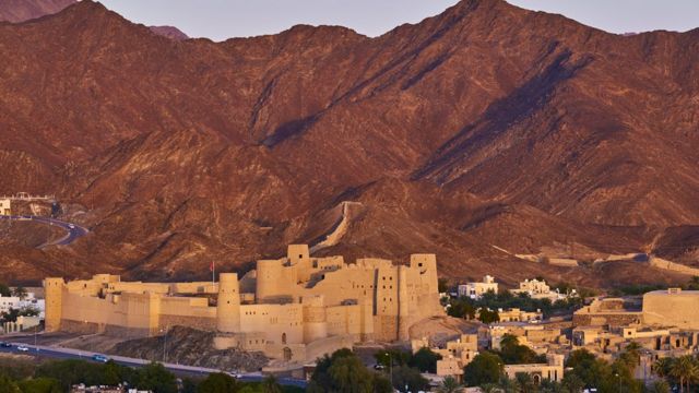 Omán ofrece varios lugares de interés para todo aquel que esté interesado en la historia.