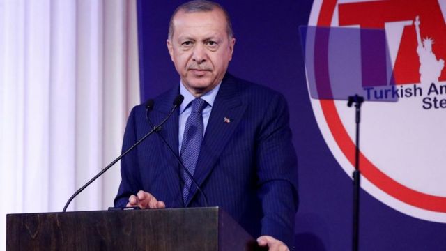 Cumhurbaşkanı Recep Tayyip Erdoğan kürsüde