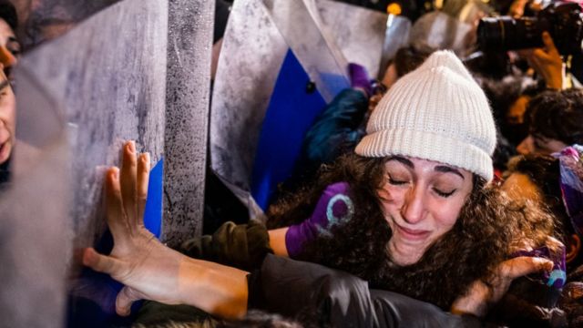 8 mart kadın yürüyüşünden bir fotoğrafta