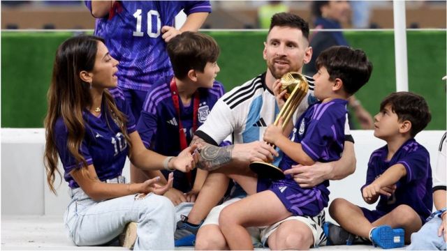 梅西：率领阿根廷夺得世界杯的他现在能算最伟大的球王了吗(photo:BBC)