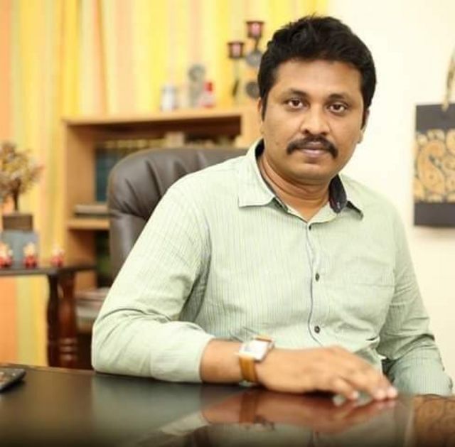 எவிடென்ஸ் அமைப்பின் நிறுவனர் கதிர்