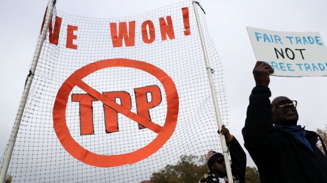 美国反对跨太平洋贸易伙伴关系(TPP)的民众抗议(photo:BBC)