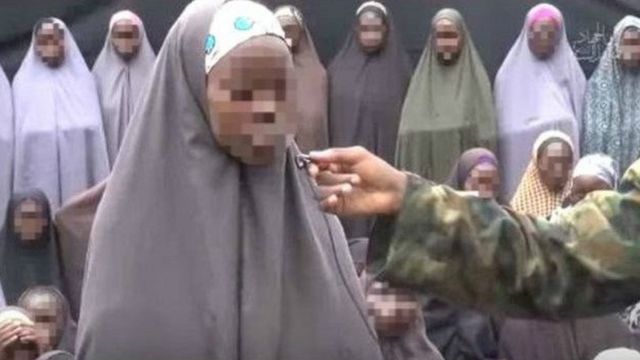 La libération de la lycéenne intervient près d'un mois après que 21 autres filles de Chibok ont été libérées par Boko Haram