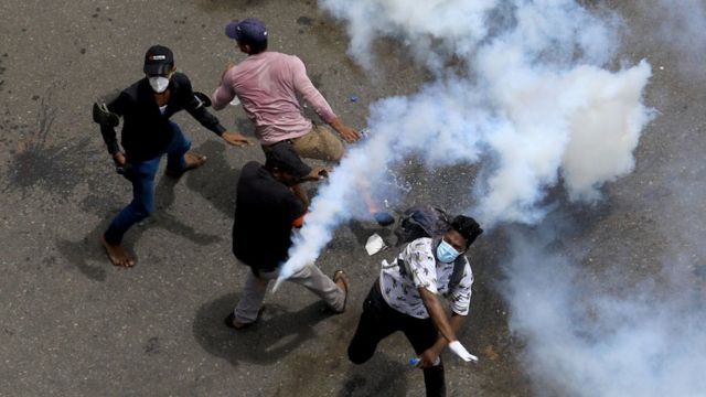 போராட்டக்காரர்கள்