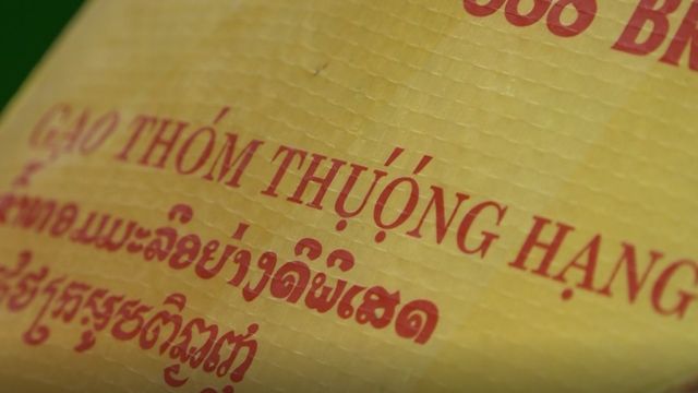 Bao gạo Thái được ghi thông tin bằng cả tiếng Việt