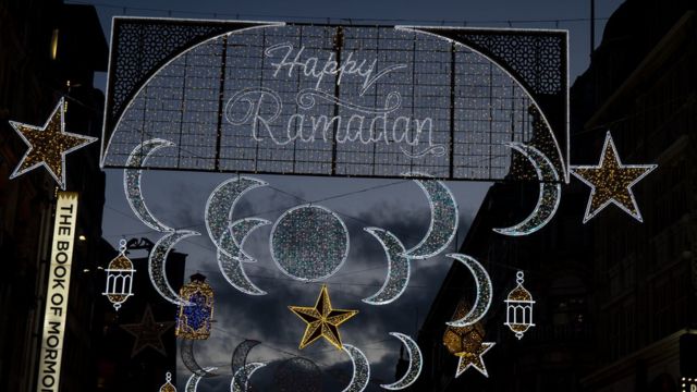 احتفاء بشهر رمضان في شوارع لندن
