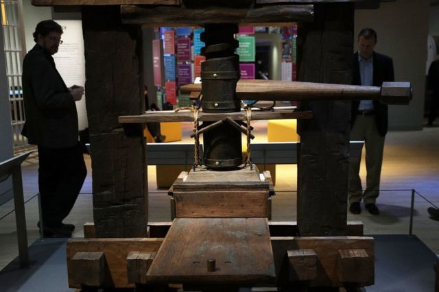 Imprenta de Gutenberg en una muestra en Washington.