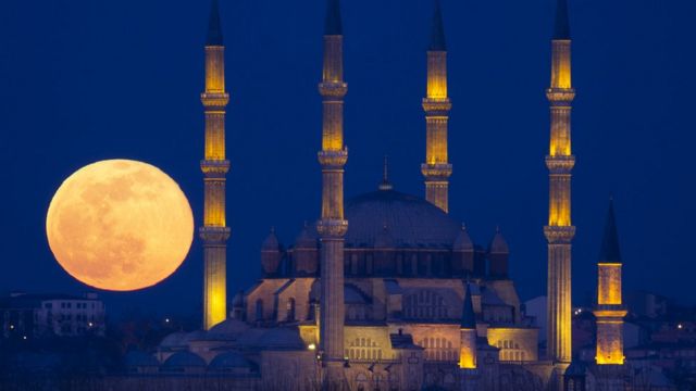 सुपरमून