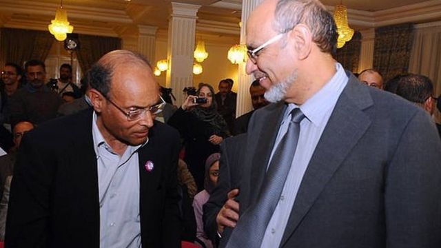 حمادي الجبالي والرئيس السابق منصف المرزوقي في صورة تعود لعام 2011