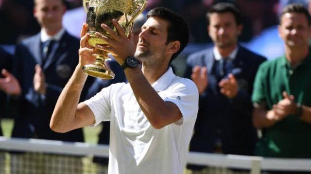 Waa markii 4aad ee uu Djokovic qaado koobka Wimbledon