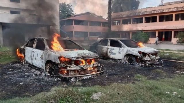 নোয়াখালার চৌমুহনীতে সবচেয়ে বড় এবং পুরোনো মন্দিরটিও হামলায় রেহাই পায়নি