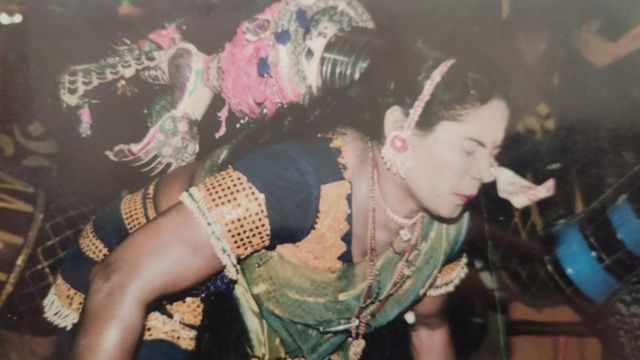 நாட்டுப்புற கலைஞர்கள்