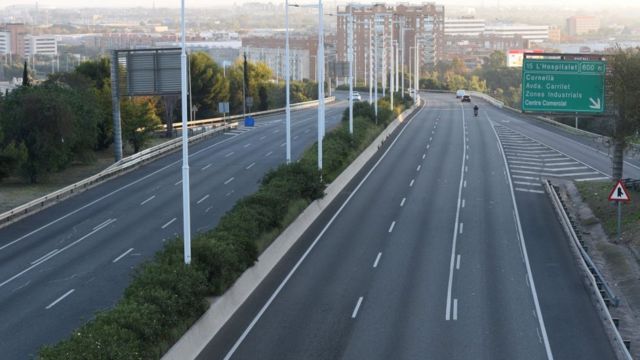 Autopista en Barcelona, España.