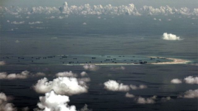 中国が南シナ海で建設した人工島
