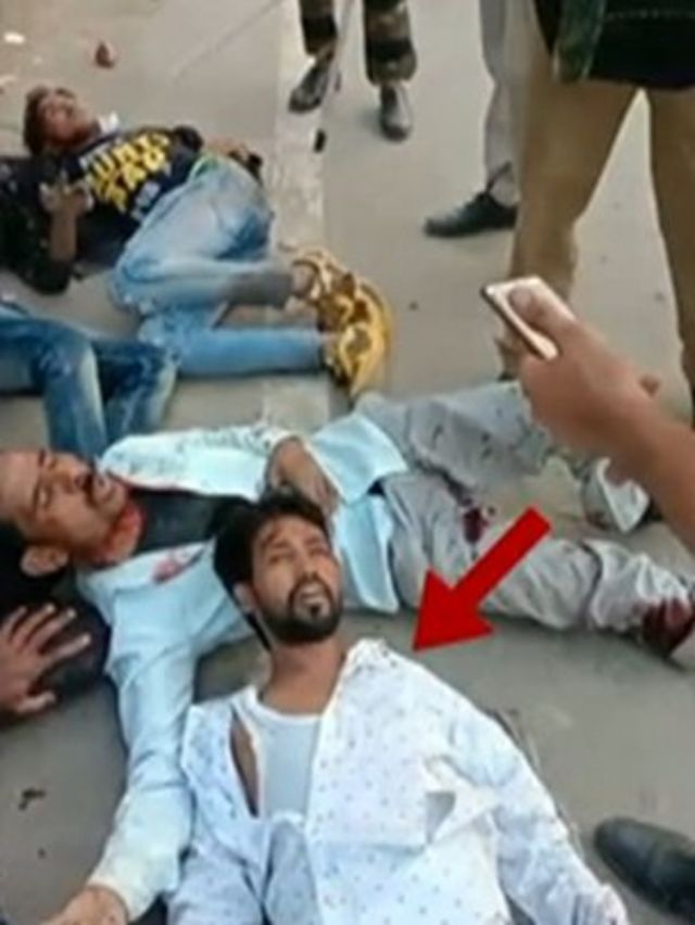 Ҳинд полицияси мусулмонларни аёвсиз калтаклаб, уларни мадҳияни куйлашга мажбурлаган