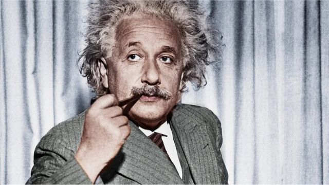 阿尔伯特·爱因斯坦将量子纠缠描述为“幽灵般的远距离行为”。