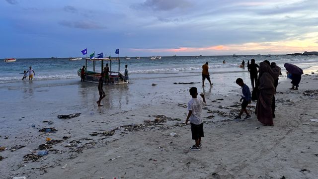 Somalie : Naviguer Entre Les Deux Facettes De Mogadiscio, La Capitale ...