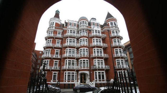 جولین اسانج نے سات برس تک لندن میں ایکواڈور کے سفارت خانے میں پناہ لیے رکھی