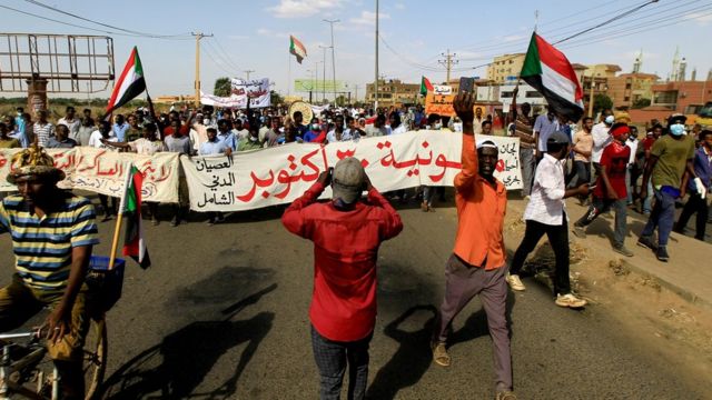 احتجاجات في الخرطوم.