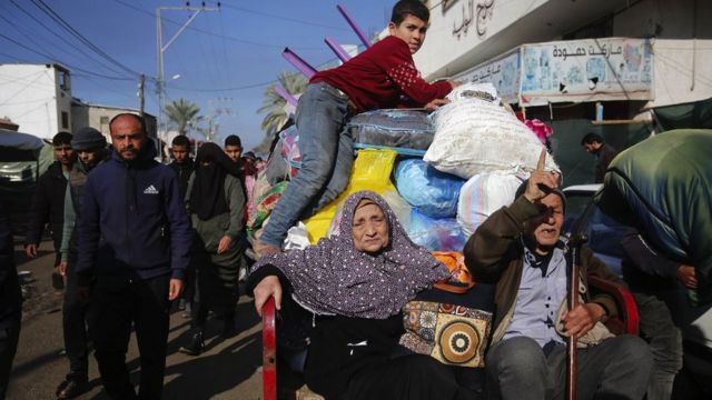 سازمان ملل می‌گوید ۸۵ درصد از مردم غزه آواره شده‌اند که برخی از آنها چندین بار بی‌جا شده‌اند