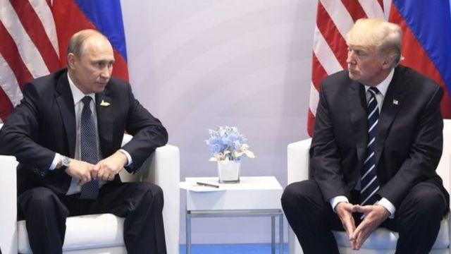Presiden Rusia Vladimir Putin dan Presiden AS Donald Trump