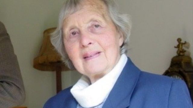 George Floyd Death Girl Who Filmed Fatal Arrest Takes Stand Bbc News