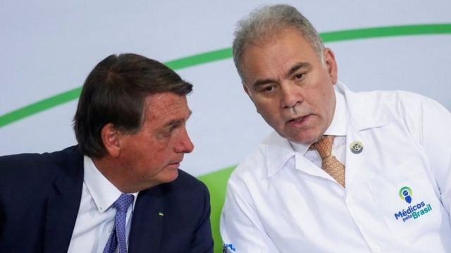 Bolsonaro e o ministro da Saúde, Marcelo Queiroga