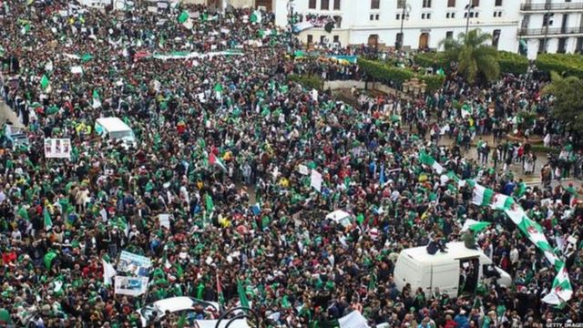 مظاهرة حاشدة في الجزائر