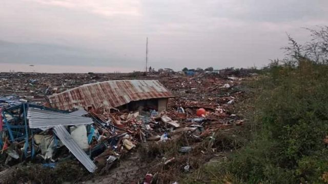 Tsunami Dan Gempa Palu Korban Tewas Terus Meningkat Fokus Penyelamatan Di Hotel Roa Roa Bbc News Indonesia