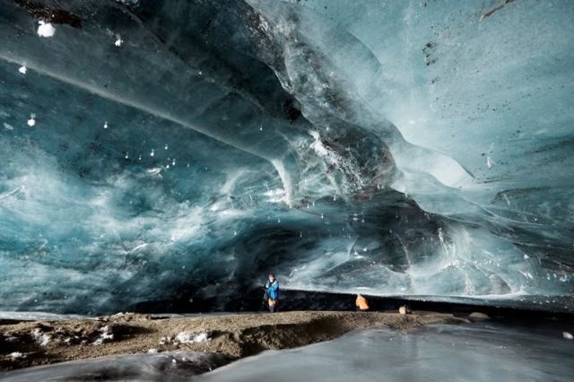the "Mill", a 20m long natural ice cave