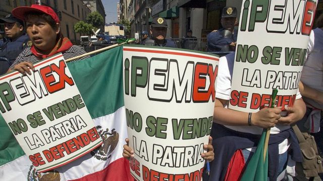 Manifestantes contrarios a las reformas energéticas