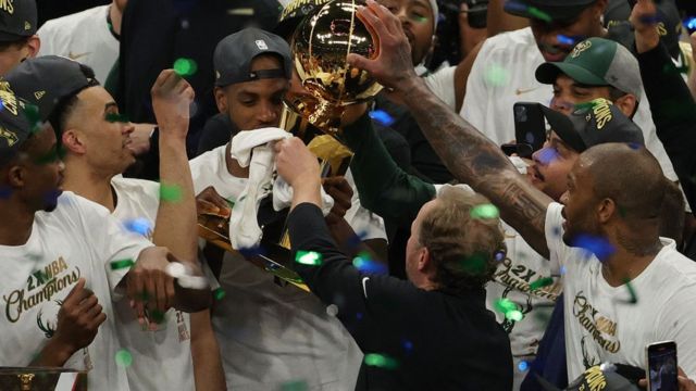 2021 NBA Finals: Phoenix Suns and Milwaukee Bucks to fight for Larry  O'Brien trophy - BBC Sport